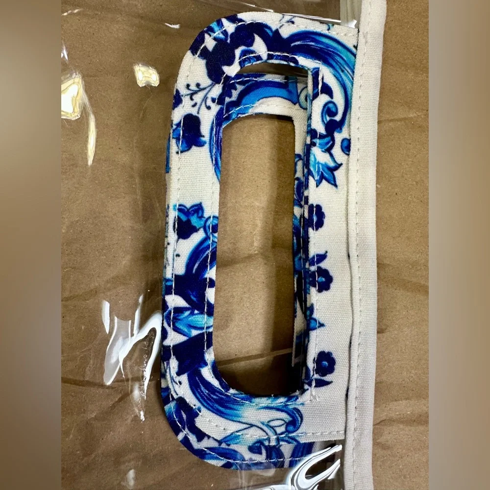 New Dolce & Gabbana Clear Tote with Blue Floral Trim and White Pouch - Picture 10 of 16